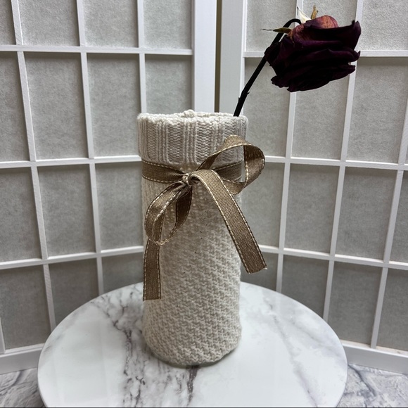 Libbey Other - LIBBEY GLASS White Crochet Vase with Tan Ribbon